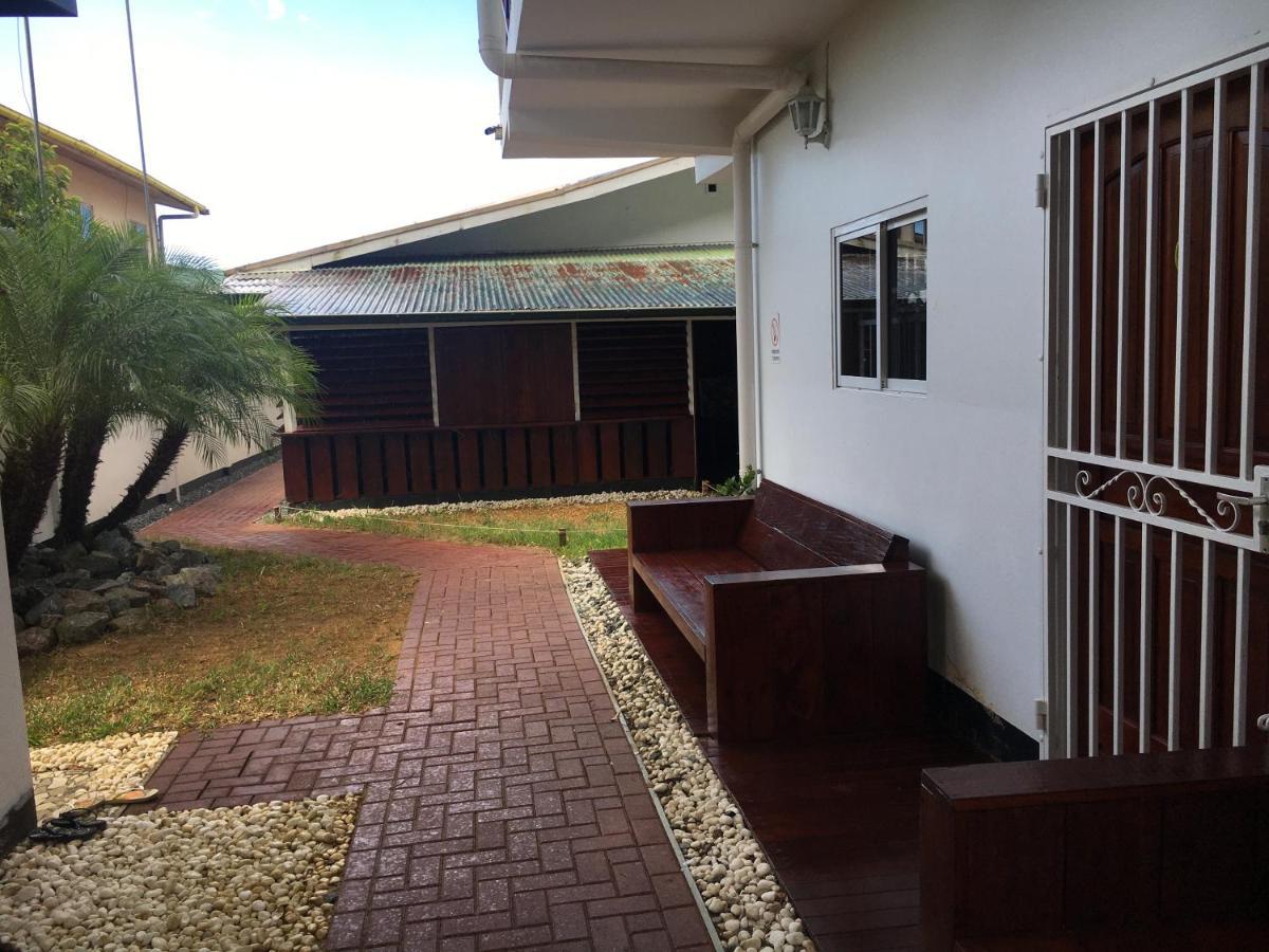 Asteria Studios Paramaribo Bagian luar foto