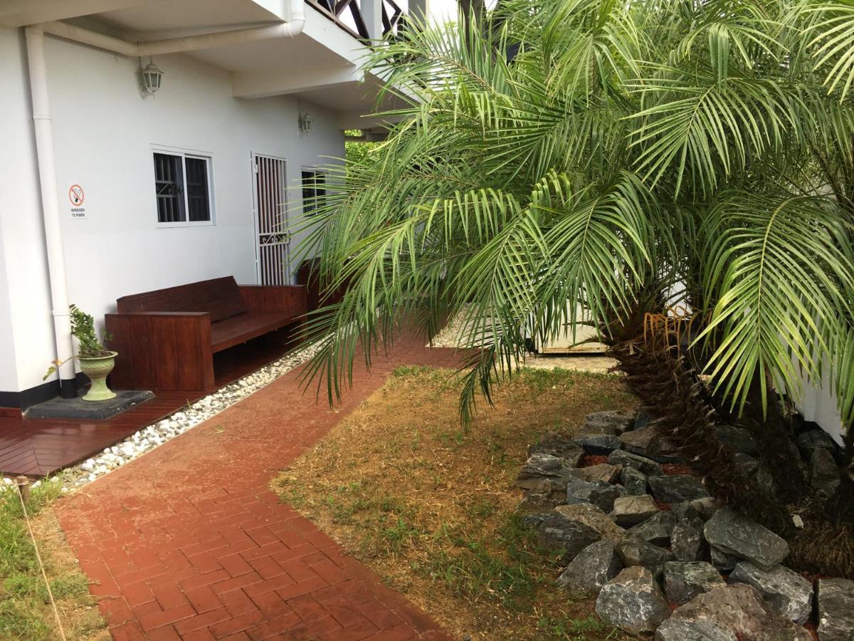 Asteria Studios Paramaribo Bagian luar foto
