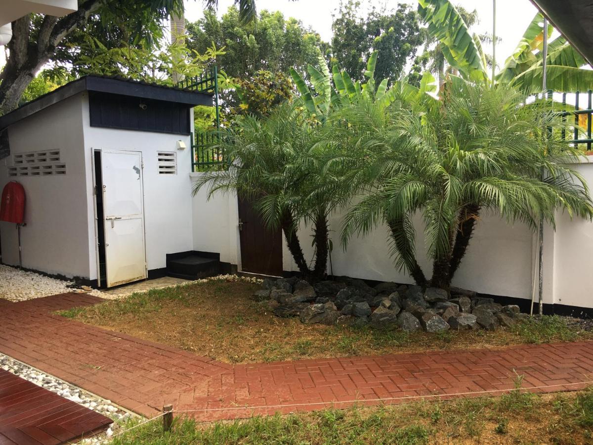 Asteria Studios Paramaribo Bagian luar foto